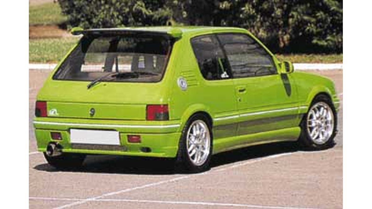Kit carrosserie Peugeot 205 Phoenix ESQUISS AUTO