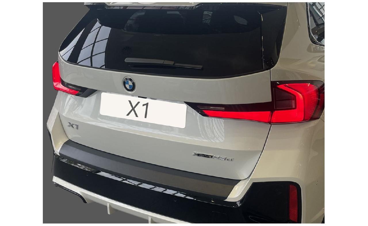 Protection de seuil arrière (ABS) sur mesure pour BMW X1 (U11) 'M' Sport  2022- Noir (GR RBP1393)